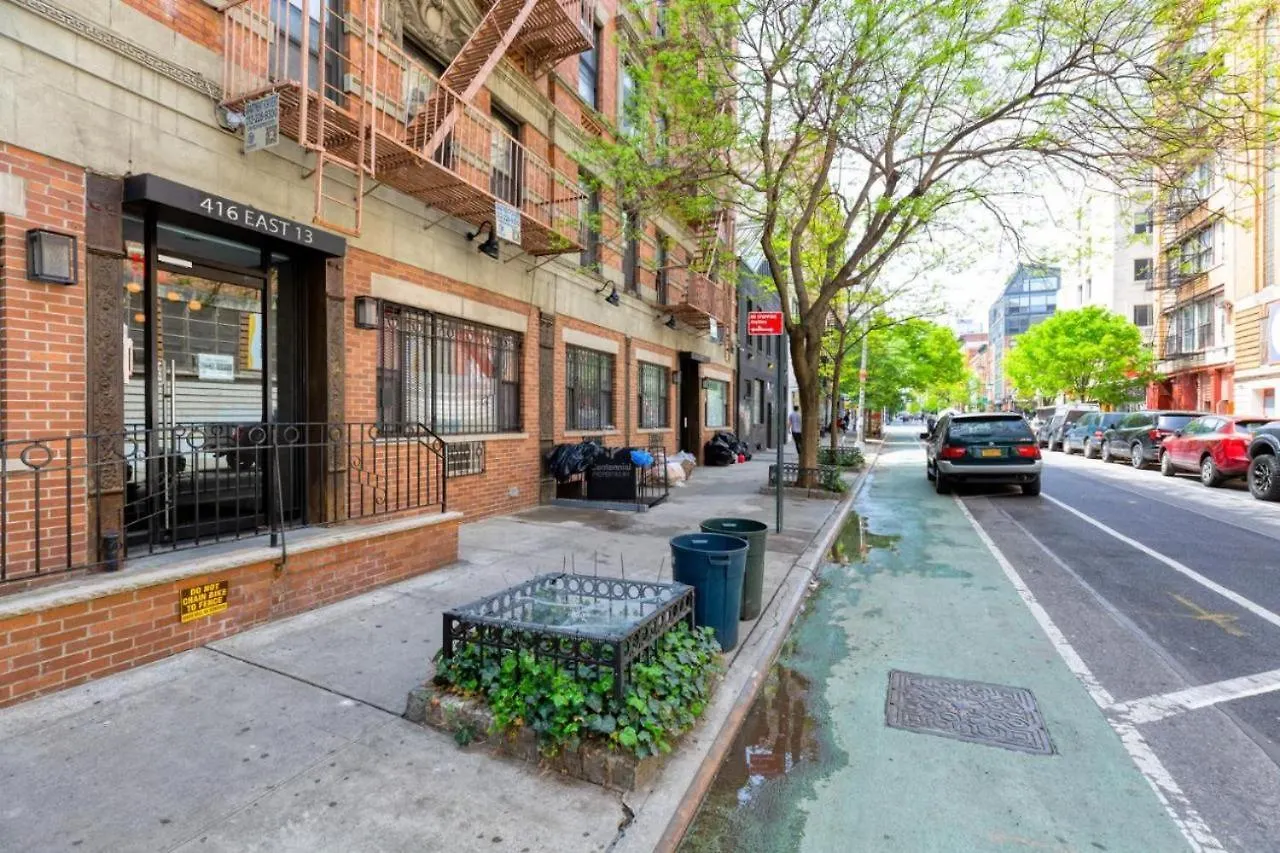 Private Room At A Shared Apartment At The Heart Of East Village New York United States